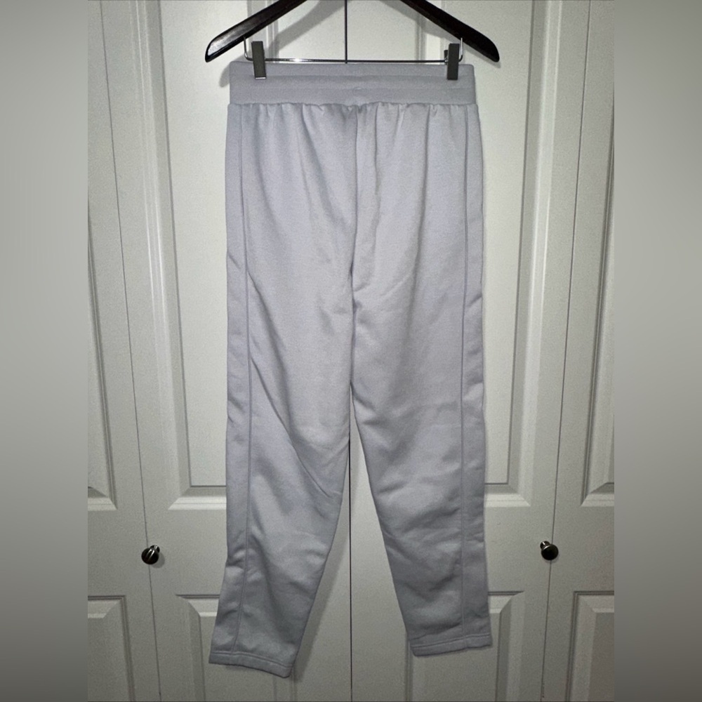 Adidas Relaxed Fit Taper Fleece Sweatpants S NWT - Picture 4 of 4